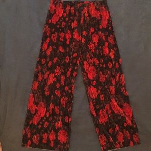 Floral Capri pants
